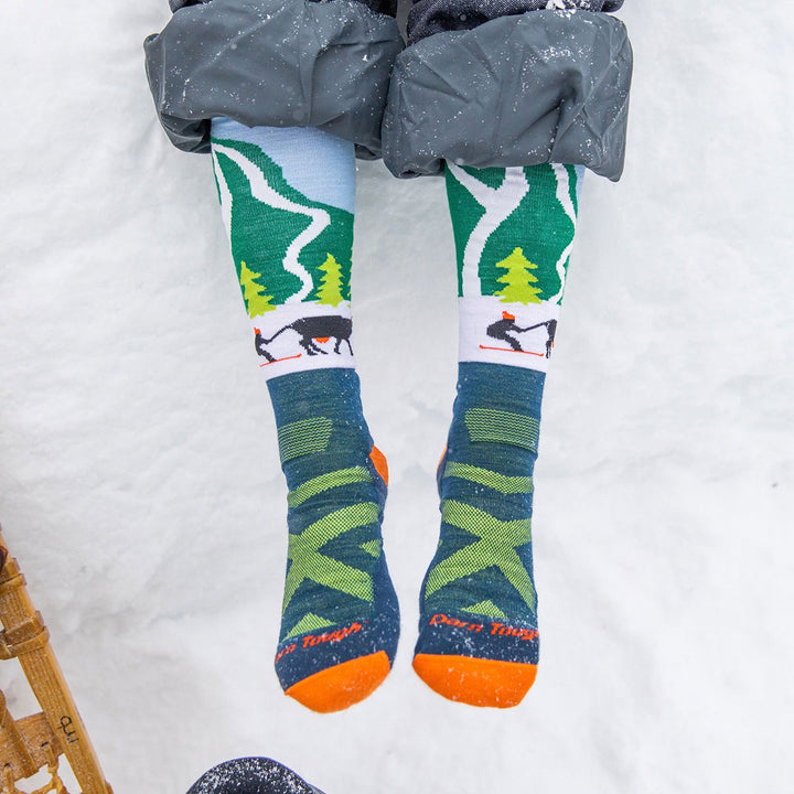 2024 Darn Tough JR Pow Cow Midweight Ski Socks